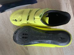 Cestné tretry Specialized