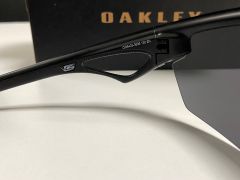 Oakley Sphaera
