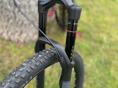 Kellys swag 30, garnet red, veľ. L