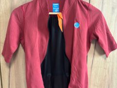 Dres Uyn krátky rukáv červený