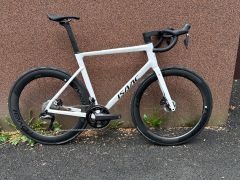 Isaac Bosom XL - ultegra di2