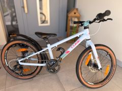 Detsky bicykel Cube Acid 200 Disc