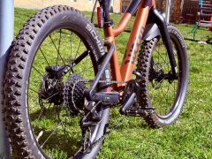 Woom 4 OFF Terra Coppa