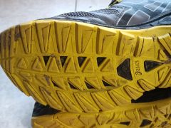 Predám Gore-TEX  turistickú obuv Asics GEL Fuji Terra2