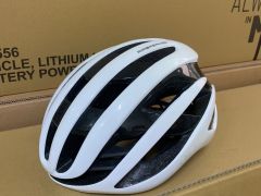 Cyklistická prilba Abus AirBreaker