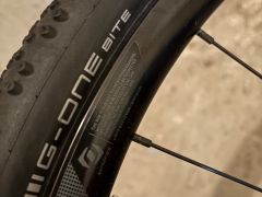 Gravel kolesá 28 syncros 25mm