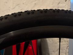 Gravel kolesá 28 syncros 25mm