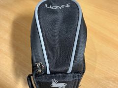 Lezyne Micro Caddy QR podsedlová taška, 0.4 l (M)