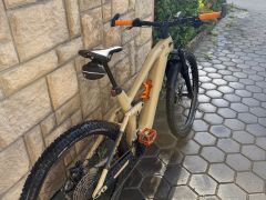 Cube Race 140 orange desert