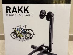 Feedback Rakk stojan