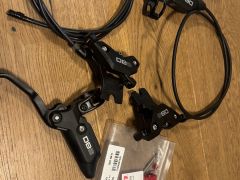 Sram DB8 - nove
