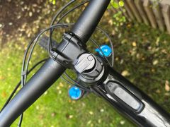 Specialized Turbo Levo AL (nové komponenty)