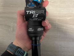 Sr suntour tri air2 205x65