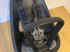 Cyklosedačka Thule Yepp Nexxt 2 Mini Grey + Štít Thule Yepp Mini Windscreen