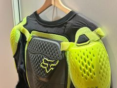 Chranič FOX Titan veľ. XL