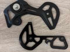 Ramínka Shimano Deore XT Rd-M8100-Gs, vnější/vnitřní