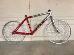 Rám Giant 26 s kolesami