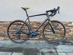 Scott Addict 10 Disc - Ultegra, Xl/58 - nové plášte, omotávka, kotúče, servis