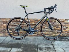 Karbónový bicykel Scott Addict 10 Disc 2019, 7,7kg (veľ.58, Shimano Ultegra)