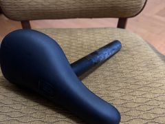 Polygon bmx / dirt sedlo + sedlovka