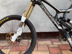 Santa Cruz V10 Carbon