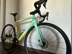 Cestný bicykel Specialized