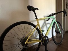 Cestný bicykel Specialized