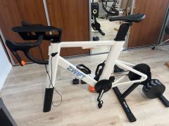 Zwift ride s Kickr Core 2