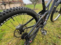 Commencal supreme v5 L