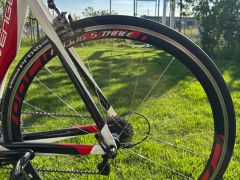 Predam cestny bicykel Specialized Venge velkost 58