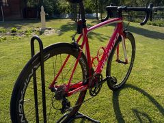 Cestný bicykel Specialized