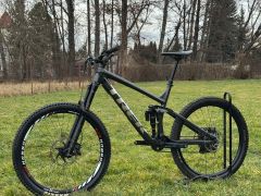 Trek Remedy 8