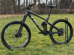 Trek Remedy 8