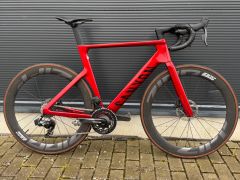 Canyon Aeroad CF SLX 8 AXS + Wattmeter