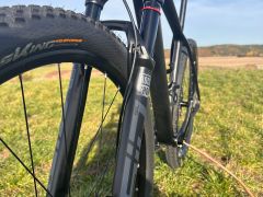 Cube Reaction C:62 2025 (top stav, po servisu)