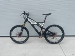 Predám Specialized Enduro S Works 26 (Veľkosť L)  Top stav, po servise
