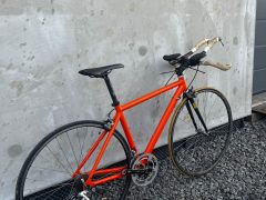 Predám cestný bicykel