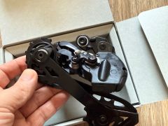 Predám Shimano Ultegra Rd-R8150 12s Di2.