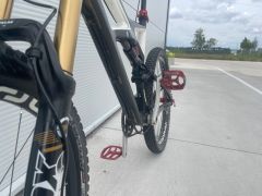 Predám Specialized Enduro S Works 26 (Veľkosť L)  Top stav, po servise