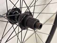 Hliníkové, kotúčové 28ky na Shimano nábojoch