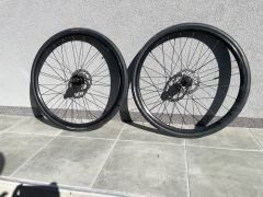 Giant gravel sada kolies