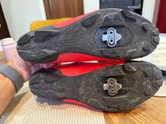 Shimano XC1 velkost 44 malo pouzivane