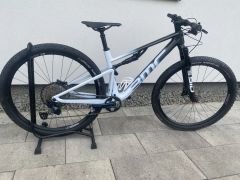 BMC Fourstroke Three 29 bicykel, carbon/white