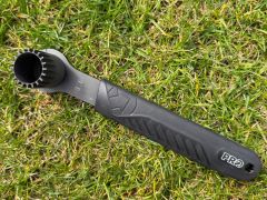 PRO stahovák osky Shimano Cartridge