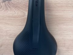 Karbónové sedlo Natural Fit Nuance Road SLT (Cube), 196g