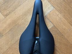 Cestné sedlo Merida Expert SL (z bicykla Merida Reacto 6000)