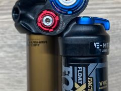 Rezervované Fox Float X2 Factory 205x65mm