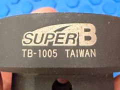 Super B Tb-1005 kl'úč na stredové zloženie