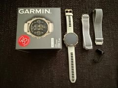 Garmin Fenix 8 43mm Sapphire Soft Gold Fog