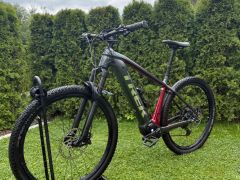 Trek poferfly 7